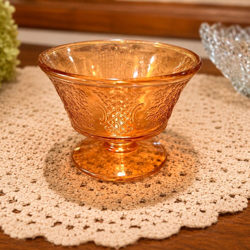 Federal Carnival Glass in Marigold. (Plate)